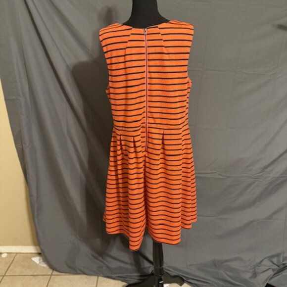 MOSSIMO Striped Dress Size 1(1x) - Picture 2 of 3
